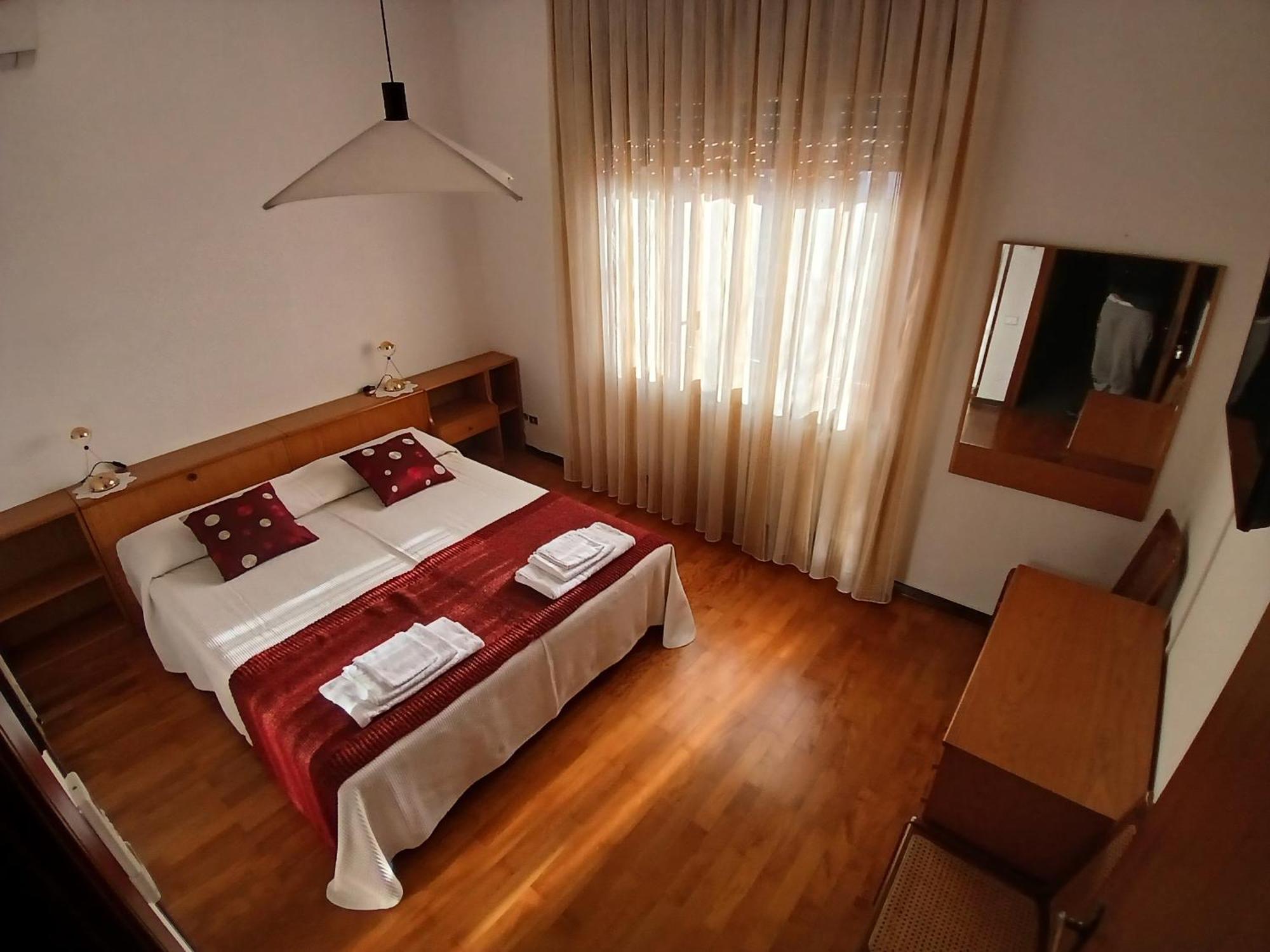 B&B Ponte Marchese カルドーニョ エクステリア 写真